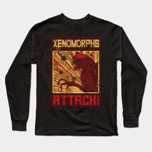 Xenomorphs Attack! Long Sleeve T-Shirt